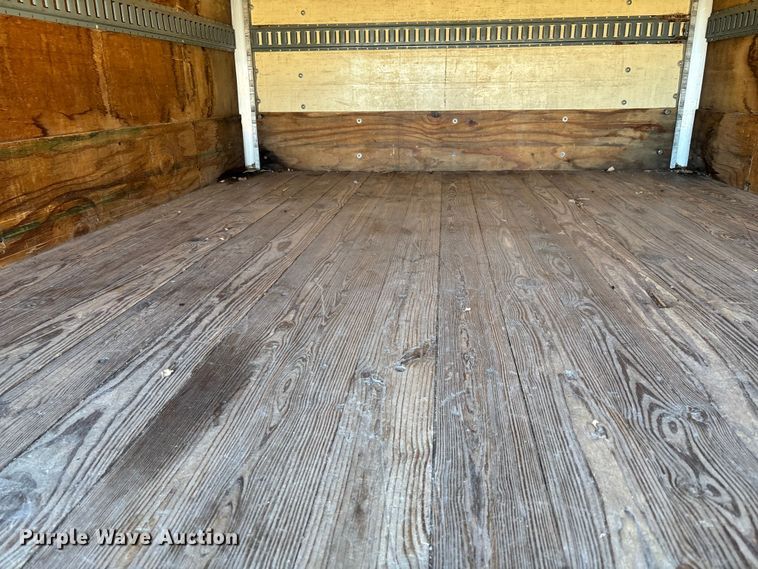 image for item FI0788 2004 Chevrolet  Express box truck