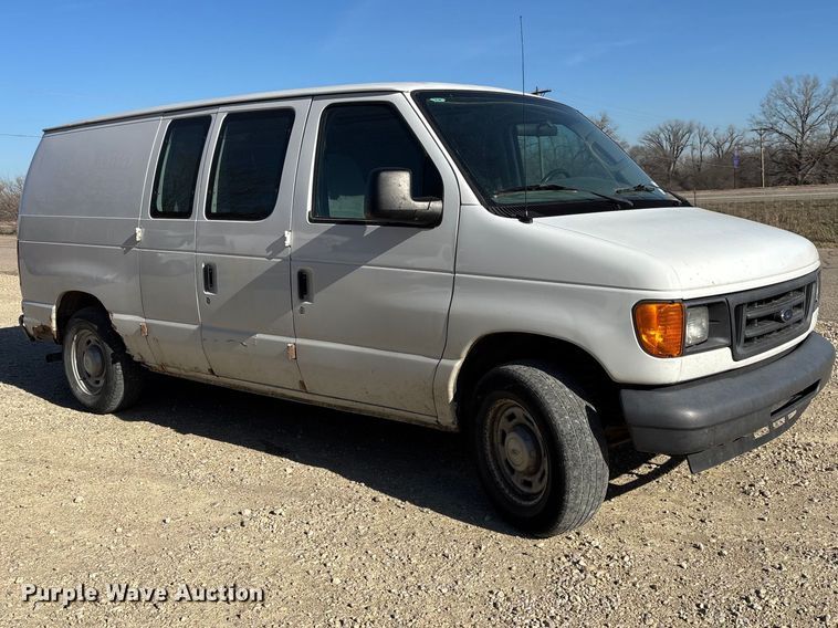 image for item FI0789 2006 Ford E150 Econoline van