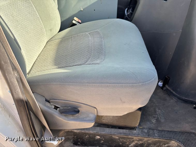 image for item FI0789 2006 Ford E150 Econoline van