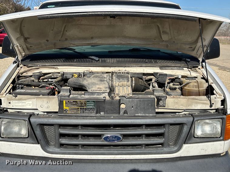image for item FI0789 2006 Ford E150 Econoline van