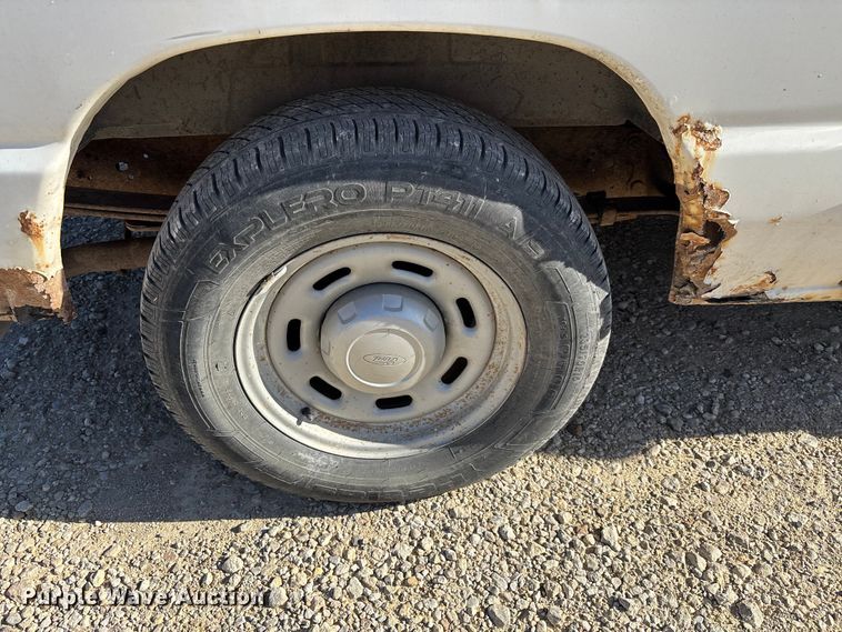 image for item FI0789 2006 Ford E150 Econoline van