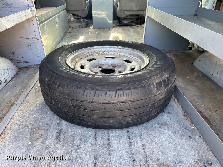 image for item FI0789 2006 Ford E150 Econoline van
