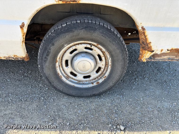 image for item FI0789 2006 Ford E150 Econoline van