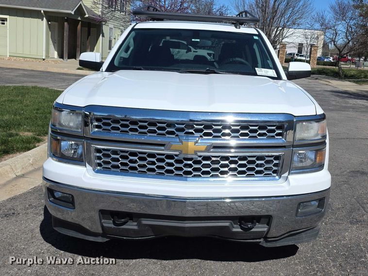image for item FI0876 2015 Chevrolet Silverado 1500 Crew Cab pickup truck