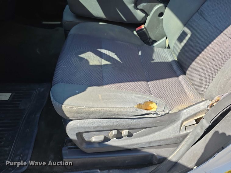 image for item FI0876 2015 Chevrolet Silverado 1500 Crew Cab pickup truck