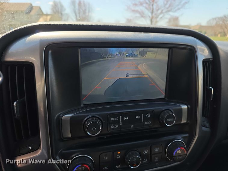 image for item FI0876 2015 Chevrolet Silverado 1500 Crew Cab pickup truck