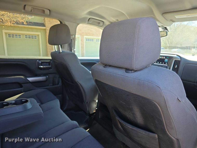 image for item FI0876 2015 Chevrolet Silverado 1500 Crew Cab pickup truck