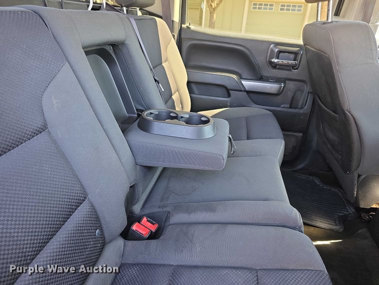 image for item FI0876 2015 Chevrolet Silverado 1500 Crew Cab pickup truck