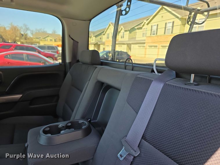 image for item FI0876 2015 Chevrolet Silverado 1500 Crew Cab pickup truck