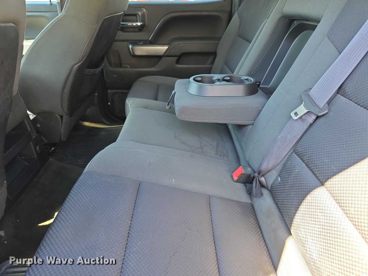 image for item FI0876 2015 Chevrolet Silverado 1500 Crew Cab pickup truck