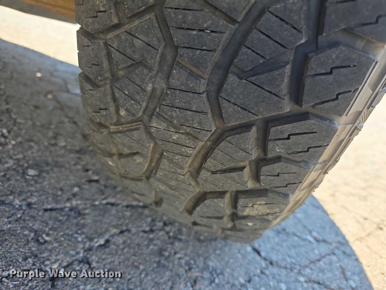 image for item FI0876 2015 Chevrolet Silverado 1500 Crew Cab pickup truck