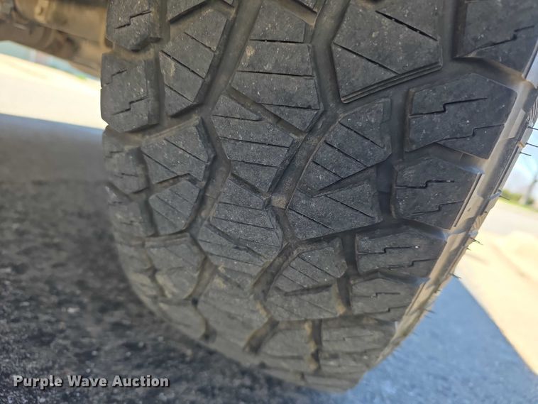 image for item FI0876 2015 Chevrolet Silverado 1500 Crew Cab pickup truck