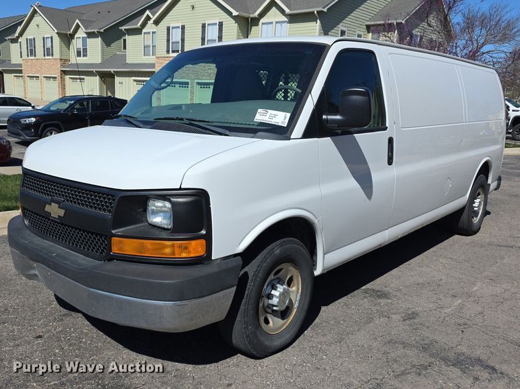 image for item FI0877 2014 Chevrolet Express G2500 van