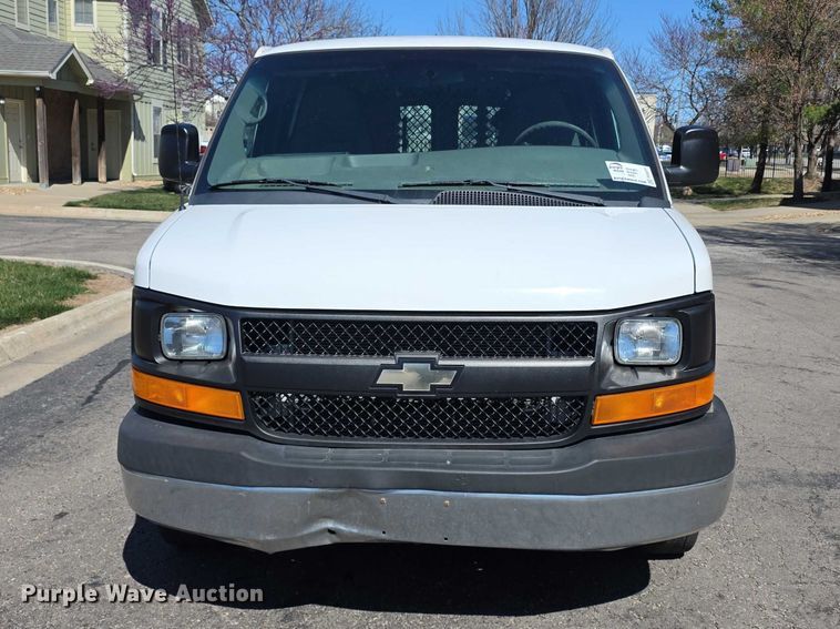 image for item FI0877 2014 Chevrolet Express G2500 van