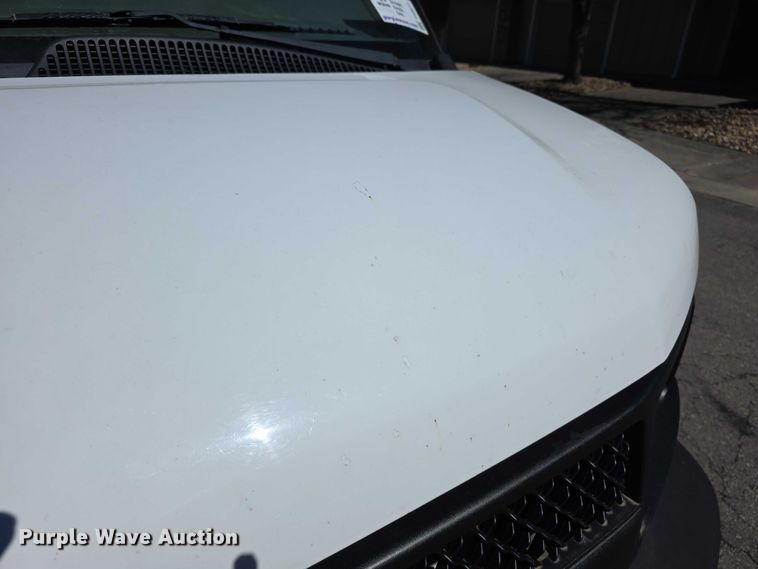 image for item FI0877 2014 Chevrolet Express G2500 van