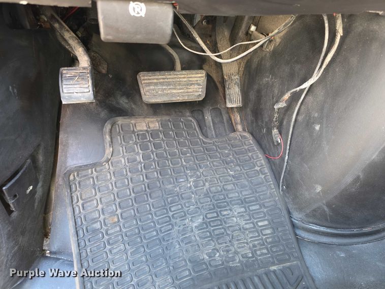 image for item FI0877 2014 Chevrolet Express G2500 van