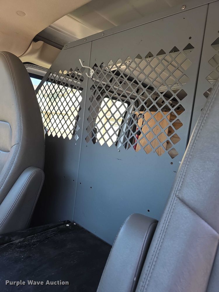 image for item FI0877 2014 Chevrolet Express G2500 van