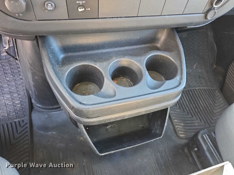 image for item FI0877 2014 Chevrolet Express G2500 van