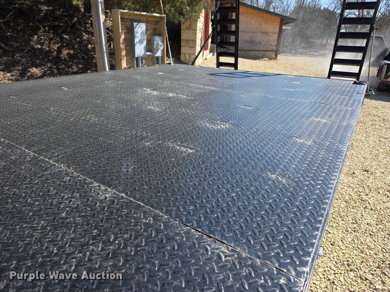 image for item FI0878 2012 Mitsubishi Fuso FE160 Crew Cab flatbed truck