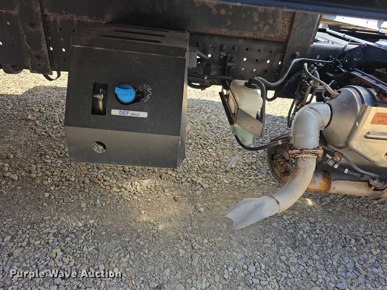 image for item FI0878 2012 Mitsubishi Fuso FE160 Crew Cab flatbed truck