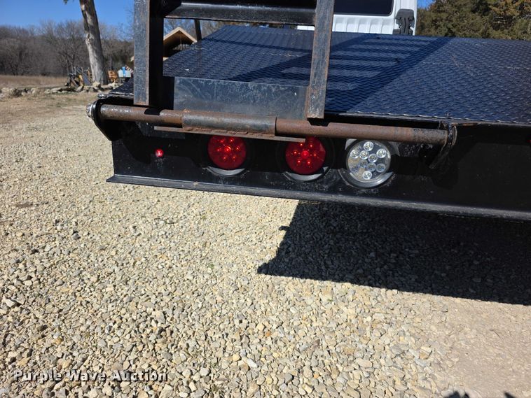 image for item FI0878 2012 Mitsubishi Fuso FE160 Crew Cab flatbed truck