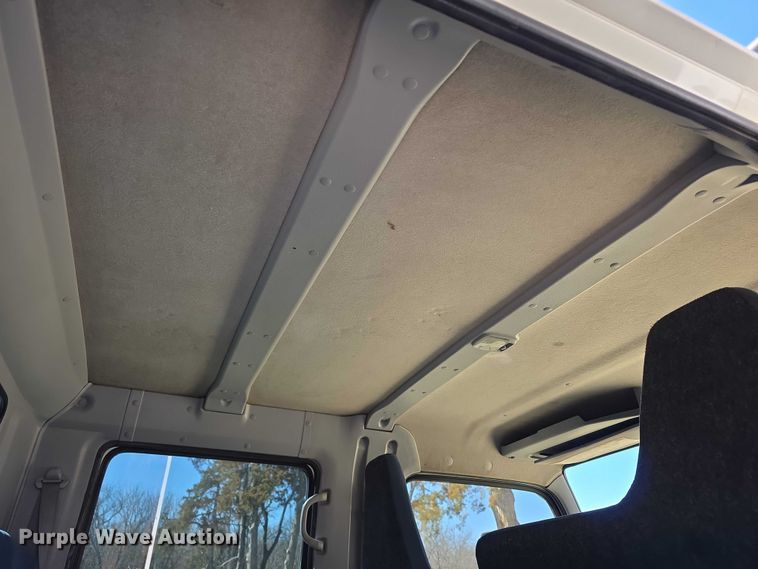 image for item FI0878 2012 Mitsubishi Fuso FE160 Crew Cab flatbed truck