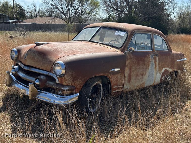 image for item FI0932 1951 Ford Deluxe coupe