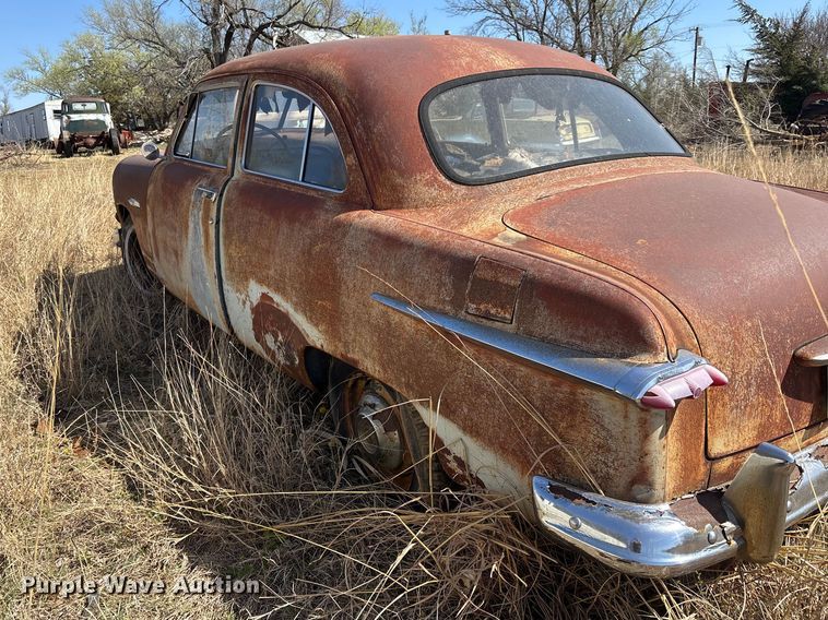 image for item FI0932 1951 Ford Deluxe coupe