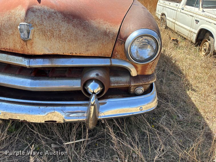 image for item FI0932 1951 Ford Deluxe coupe