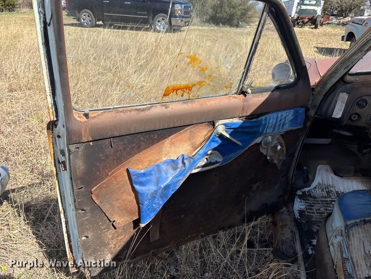 image for item FI0932 1951 Ford Deluxe coupe