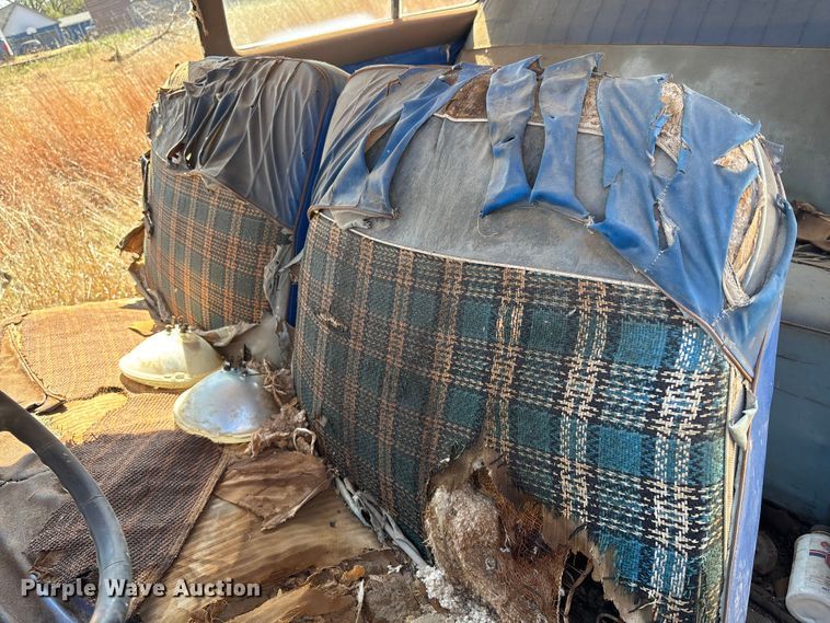 image for item FI0932 1951 Ford Deluxe coupe