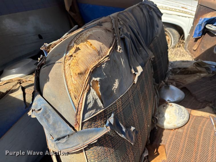 image for item FI0932 1951 Ford Deluxe coupe