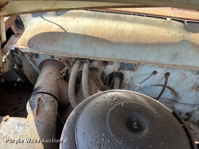 image for item FI0932 1951 Ford Deluxe coupe