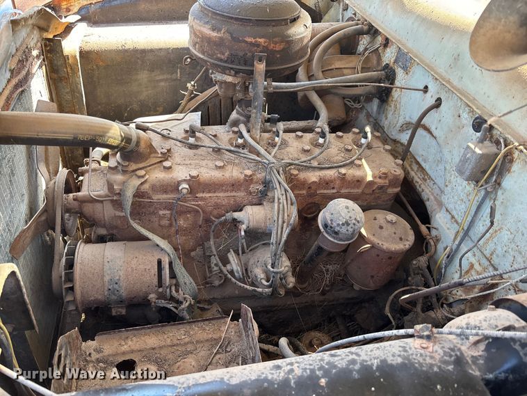 image for item FI0932 1951 Ford Deluxe coupe