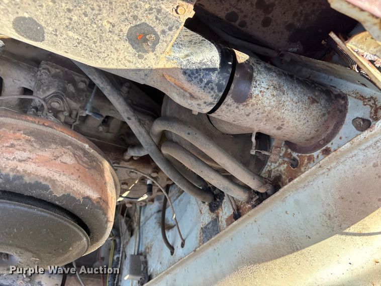 image for item FI0932 1951 Ford Deluxe coupe