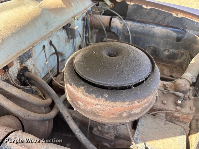 image for item FI0932 1951 Ford Deluxe coupe