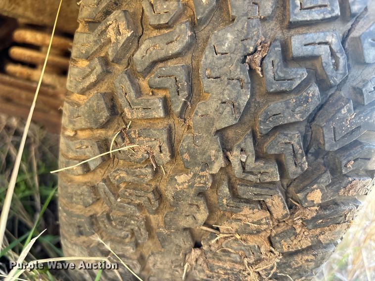 image for item FI0932 1951 Ford Deluxe coupe