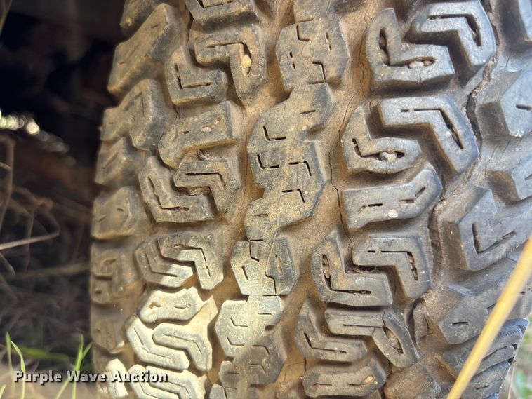 image for item FI0932 1951 Ford Deluxe coupe