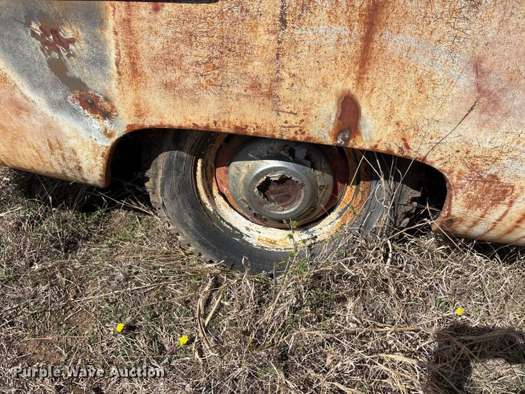 image for item FI0932 1951 Ford Deluxe coupe