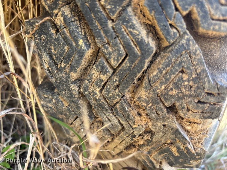 image for item FI0932 1951 Ford Deluxe coupe