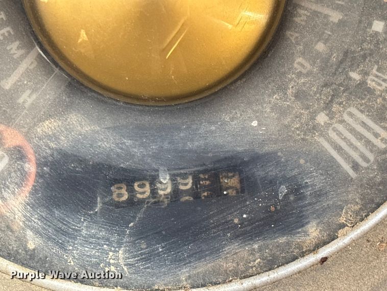 image for item FI0932 1951 Ford Deluxe coupe