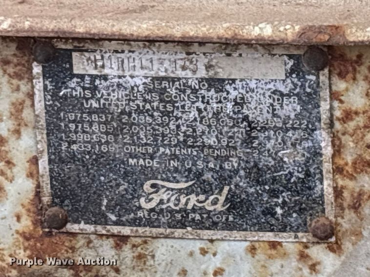 image for item FI0932 1951 Ford Deluxe coupe