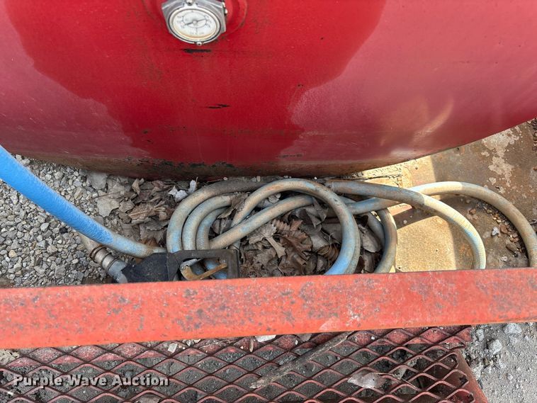 image for item FI0962 fuel tank