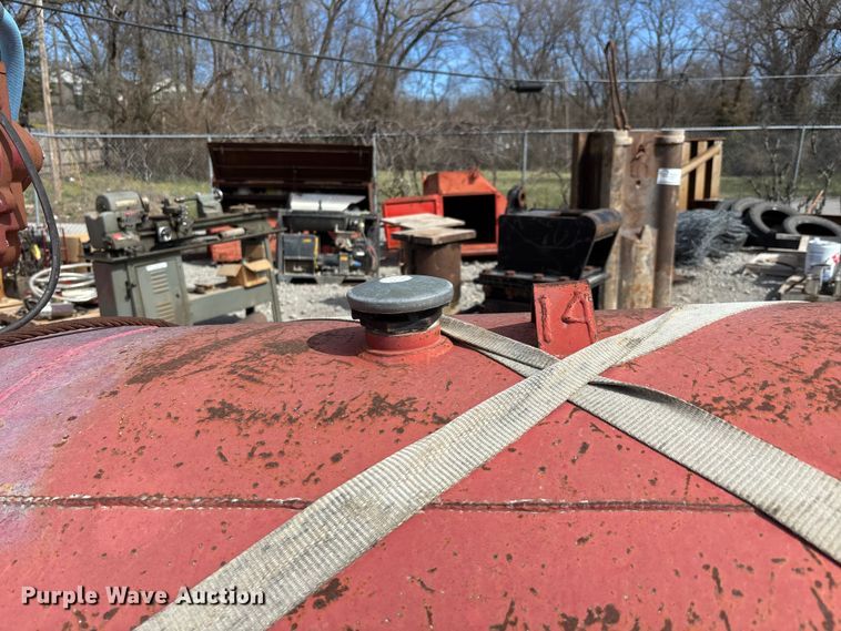 image for item FI0962 fuel tank