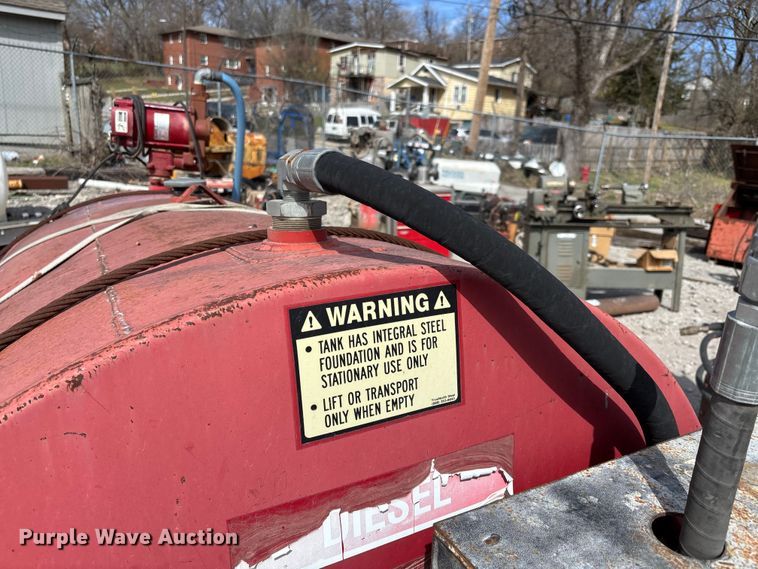 image for item FI0962 fuel tank