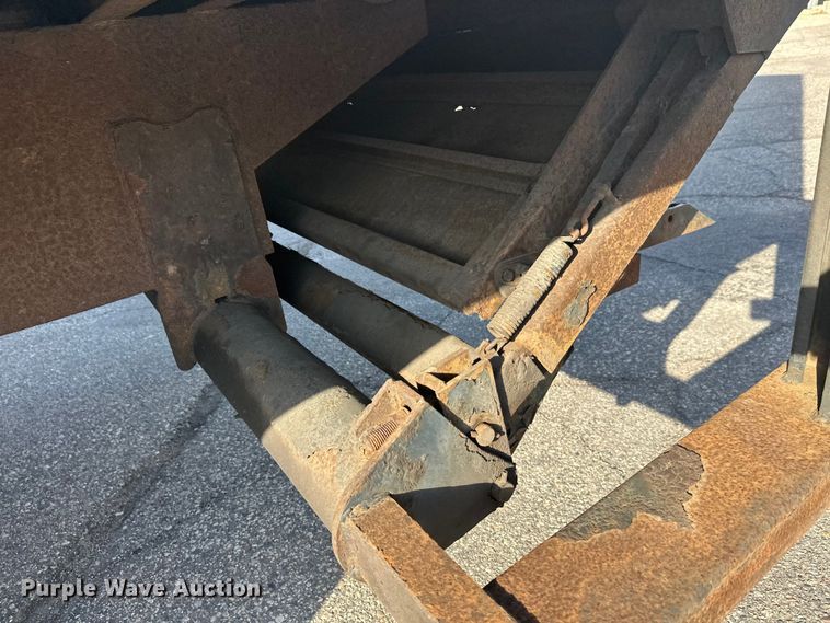 image for item FK0011 2004 Sterling Acterra box truck