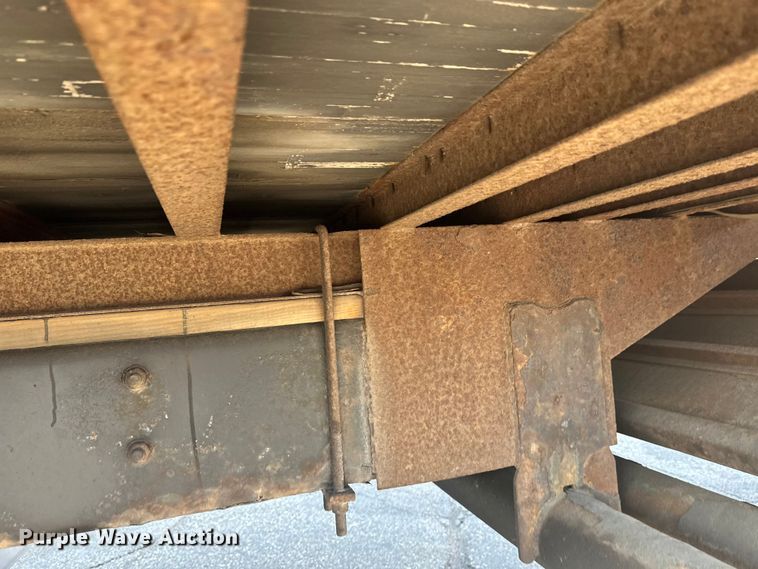 image for item FK0011 2004 Sterling Acterra box truck