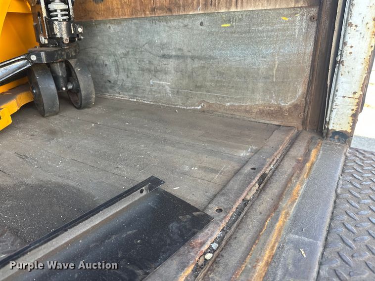 image for item FK0011 2004 Sterling Acterra box truck