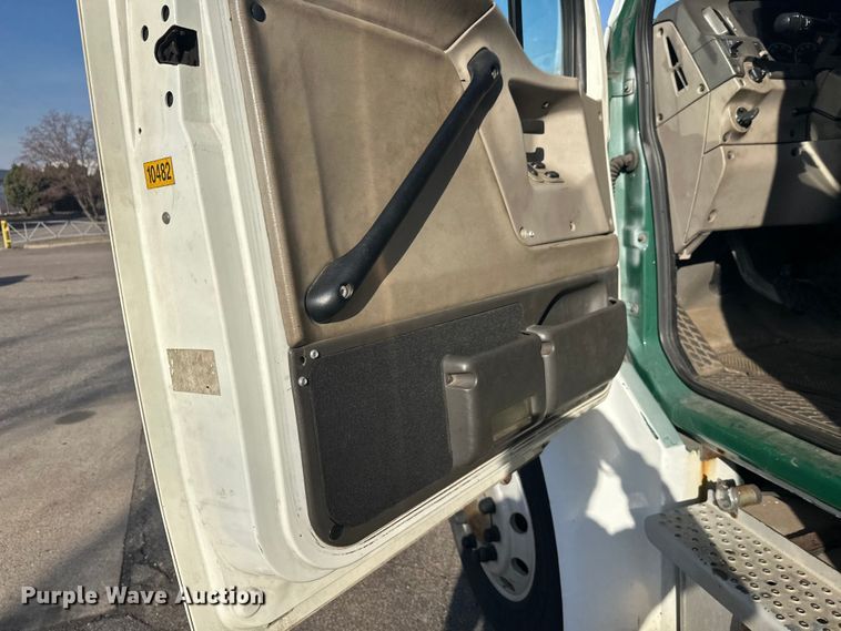 image for item FK0011 2004 Sterling Acterra box truck