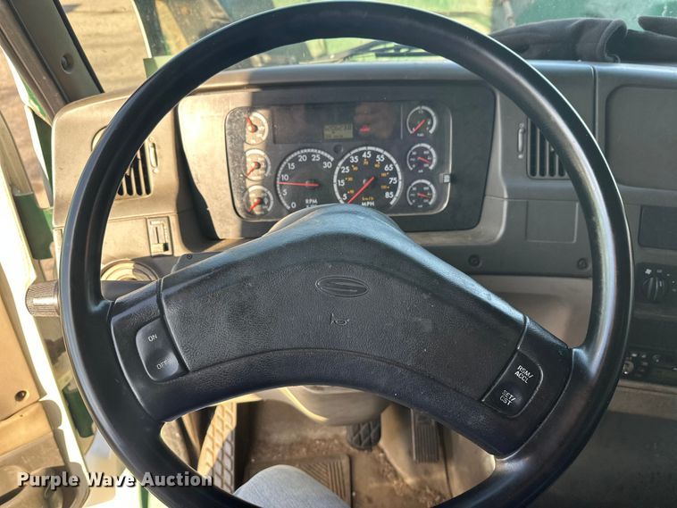 image for item FK0011 2004 Sterling Acterra box truck